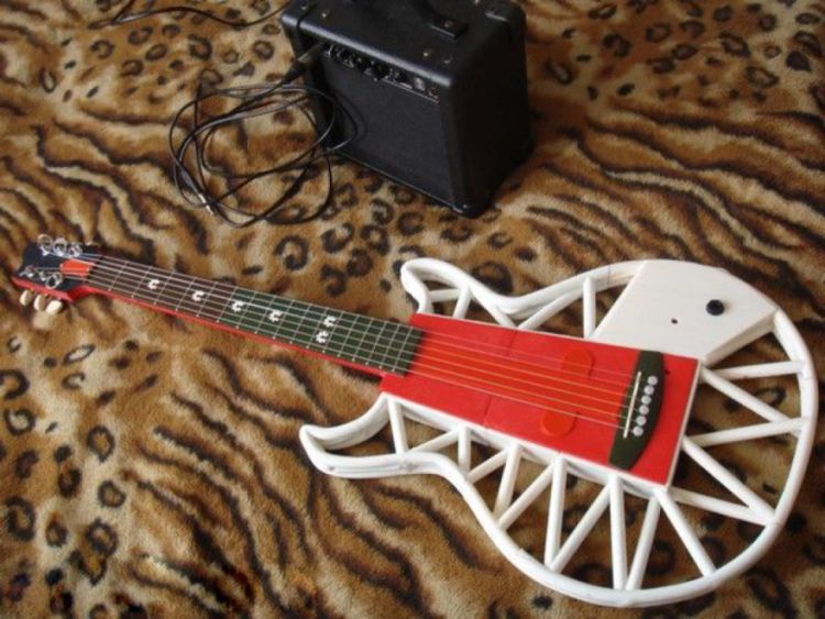 Гитара, напечатанная на 3D-принтере - 8
